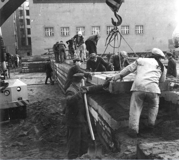 Bau der Berliner Mauer