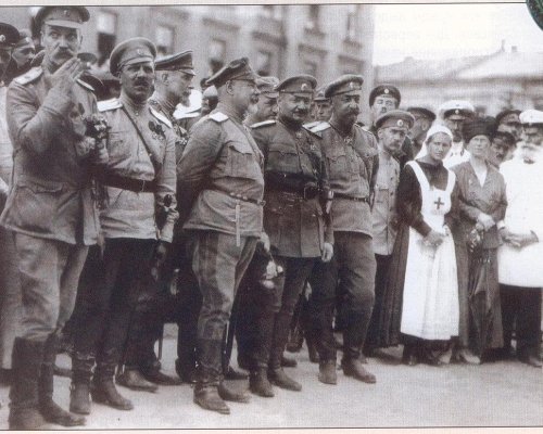 Bolschewiki und der Kriegskommunismus in Russland